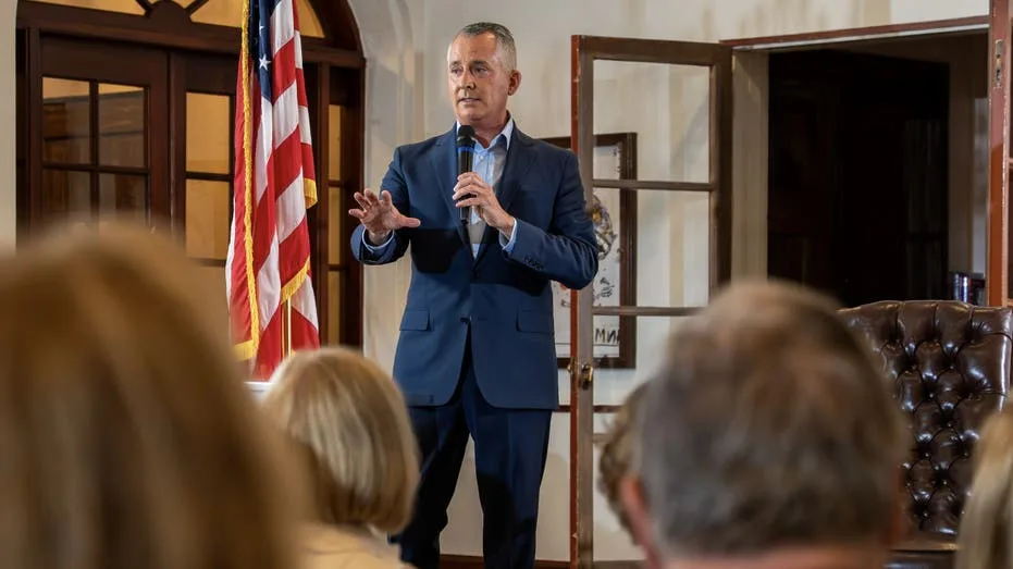 Former Republican David Jolly Secures Democratic Nomination for Florida Governor